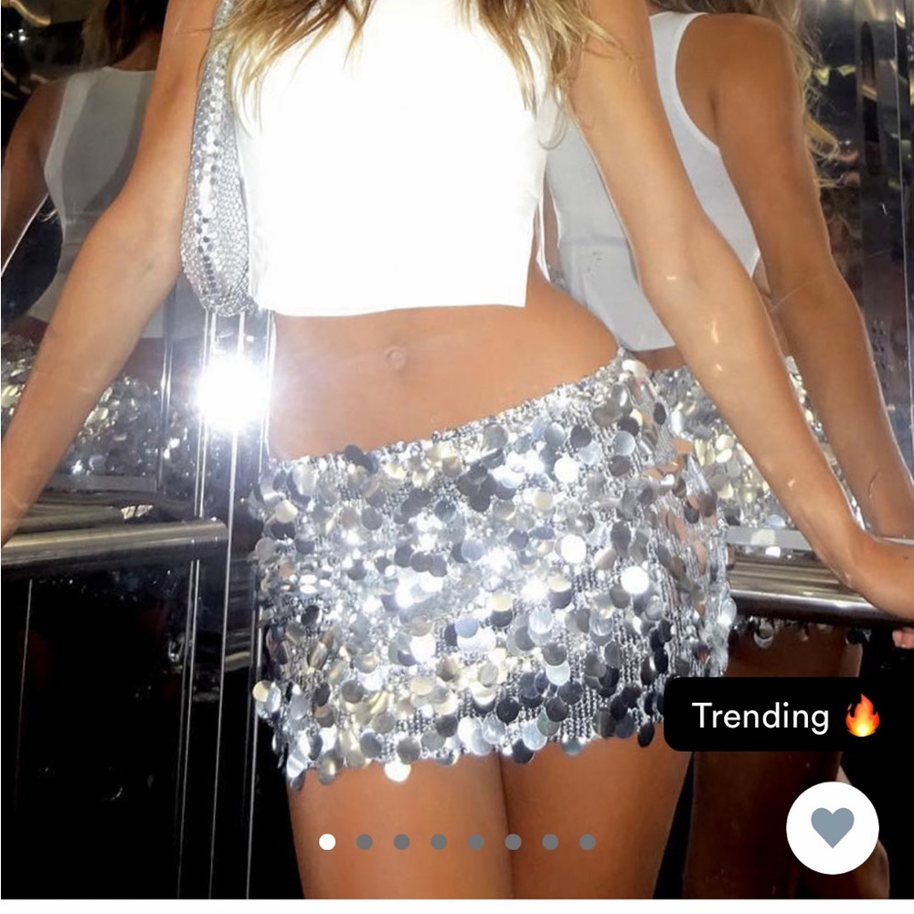 NEW! Only worn once for a few hours. White fox boutique sequin mini skirt